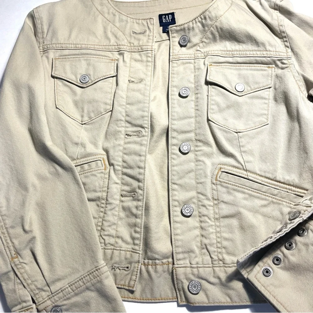 Gap, jean jacket, tan women’s medium - Picture 3 of 13
